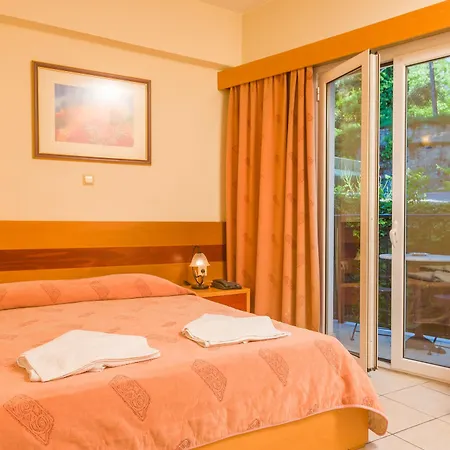 Corfu Hellinis Отель 3*