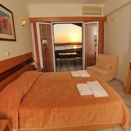 Отель Corfu Hellinis