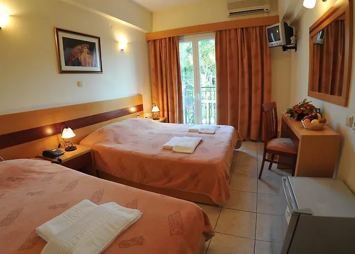 Corfu Hellinis 酒店