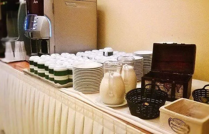 Corfu Hellinis 卡诺尼