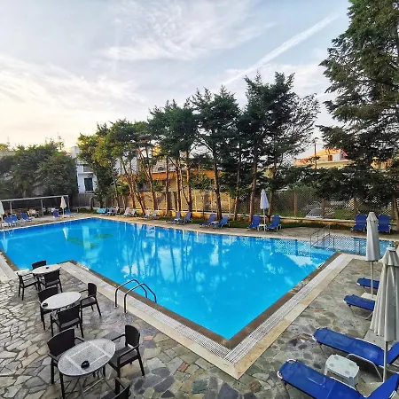 Corfu Hellinis Szálloda Kanóni