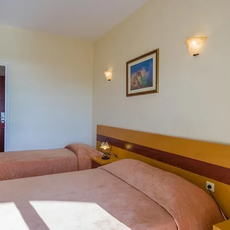 Corfu Hellinis מלון קאנוני