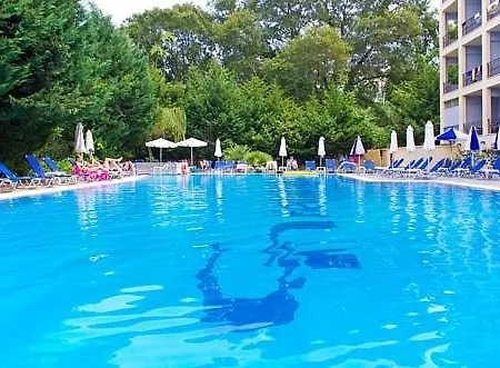 Corfu Hellinis 3* קאנוני