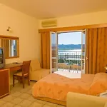 Hotel Corfu Hellinis 3*