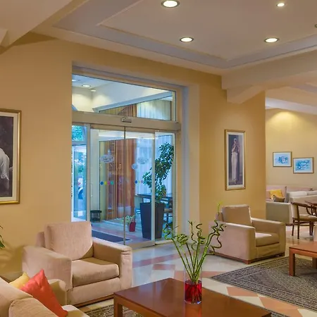 Hotel Corfu Hellinis 3*