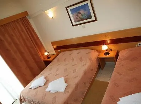 Corfu Hellinis Hotell 3*